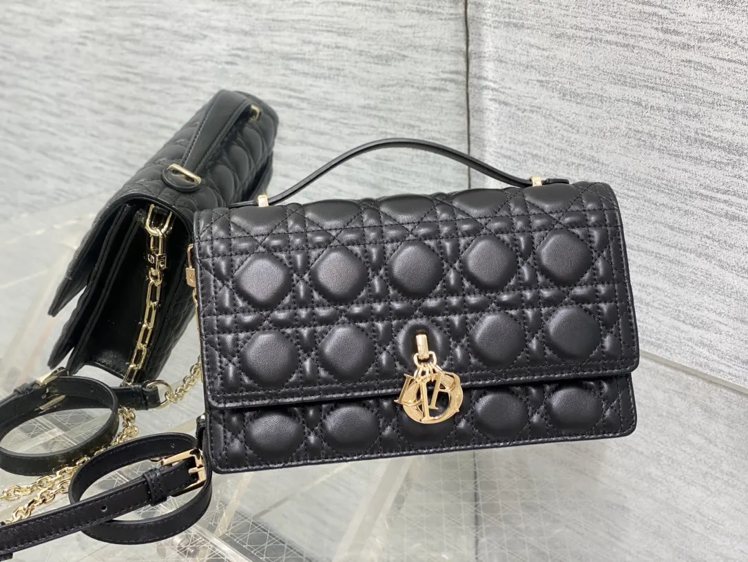 Dior 黑色羊皮手拿包 晚宴手拿