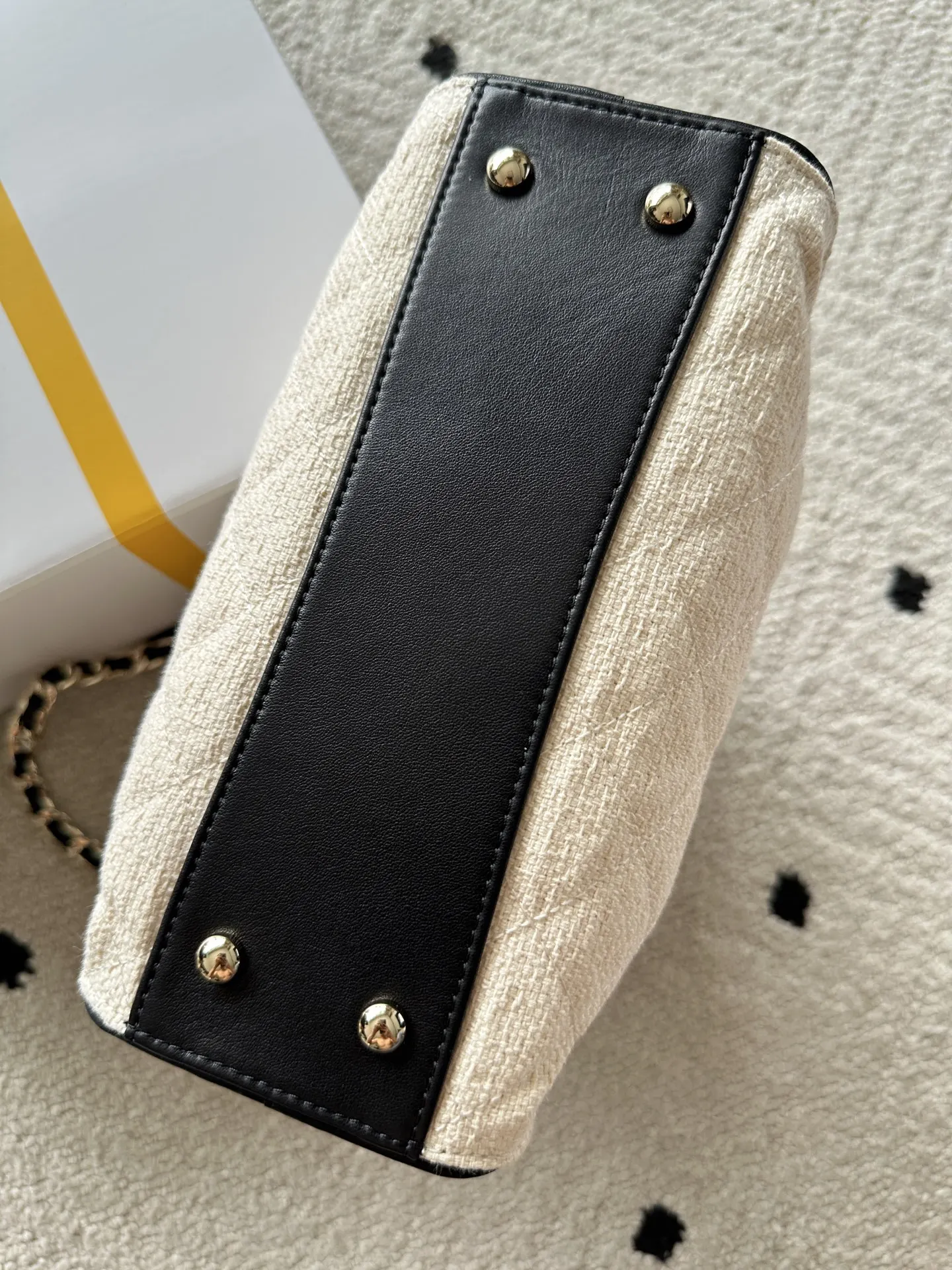 Chanel Hobo Shoulder Bag Vintage Leather