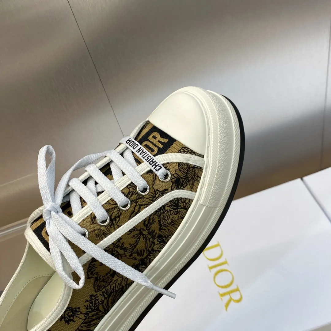 Dior 厚底 拼色 运动鞋(數字6) Dior 厚底 拼色 运动鞋(數字6)