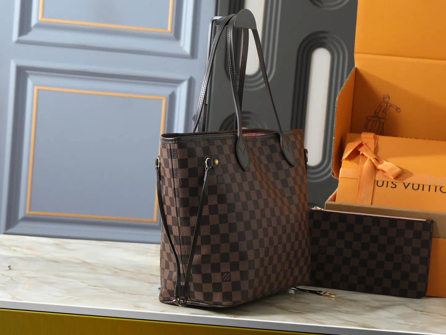 Neverfull 老花 帆布 手拿包 精致手拿款