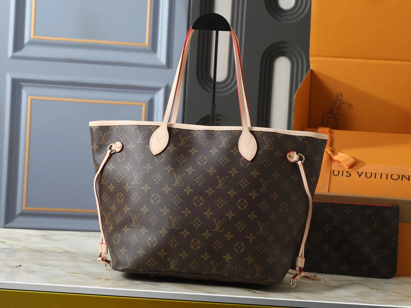 Neverfull 老花 帆布 手拿包 精致手拿款