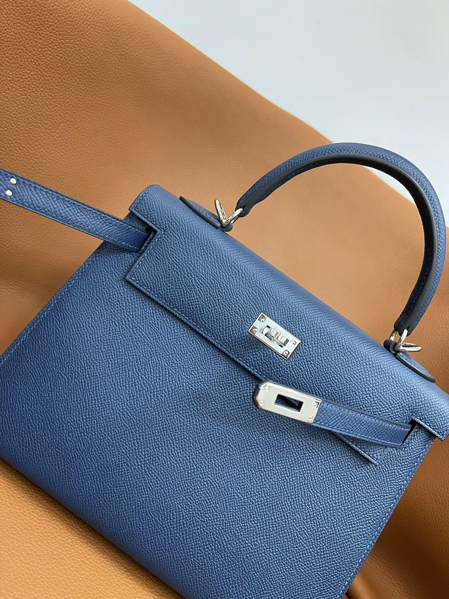Hermès Kelly 宝石藍 Epsom掌纹牛皮 手提包 25cm