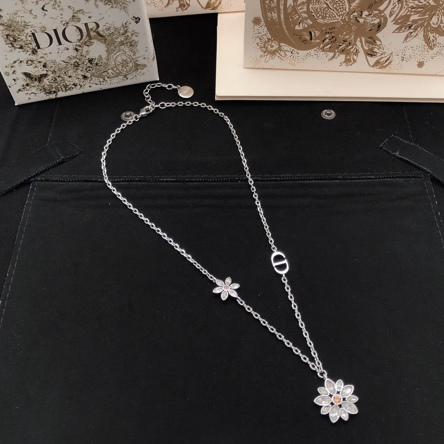 Dior 项链 精致锁骨链
