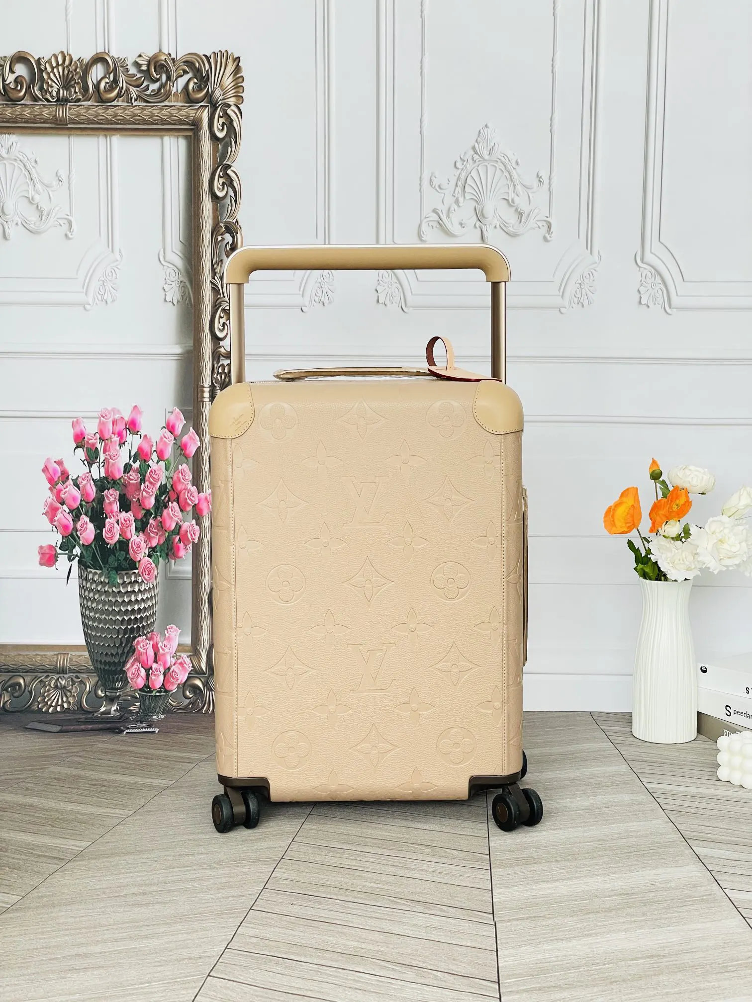 LV 老花 帆布 行李箱 旅行拉杆款 輕便出行款(數字4) LV 老花 帆布 行李箱 旅行拉杆款 輕便出行款(數字4)