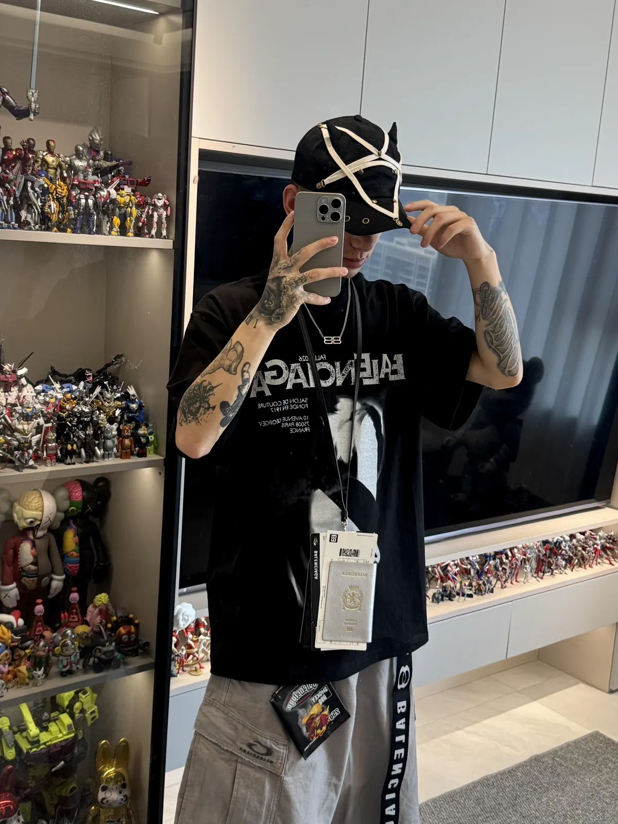 Balenciaga 圖案T恤 黑色(數字6) Balenciaga 圖案T恤 黑色(數字6)