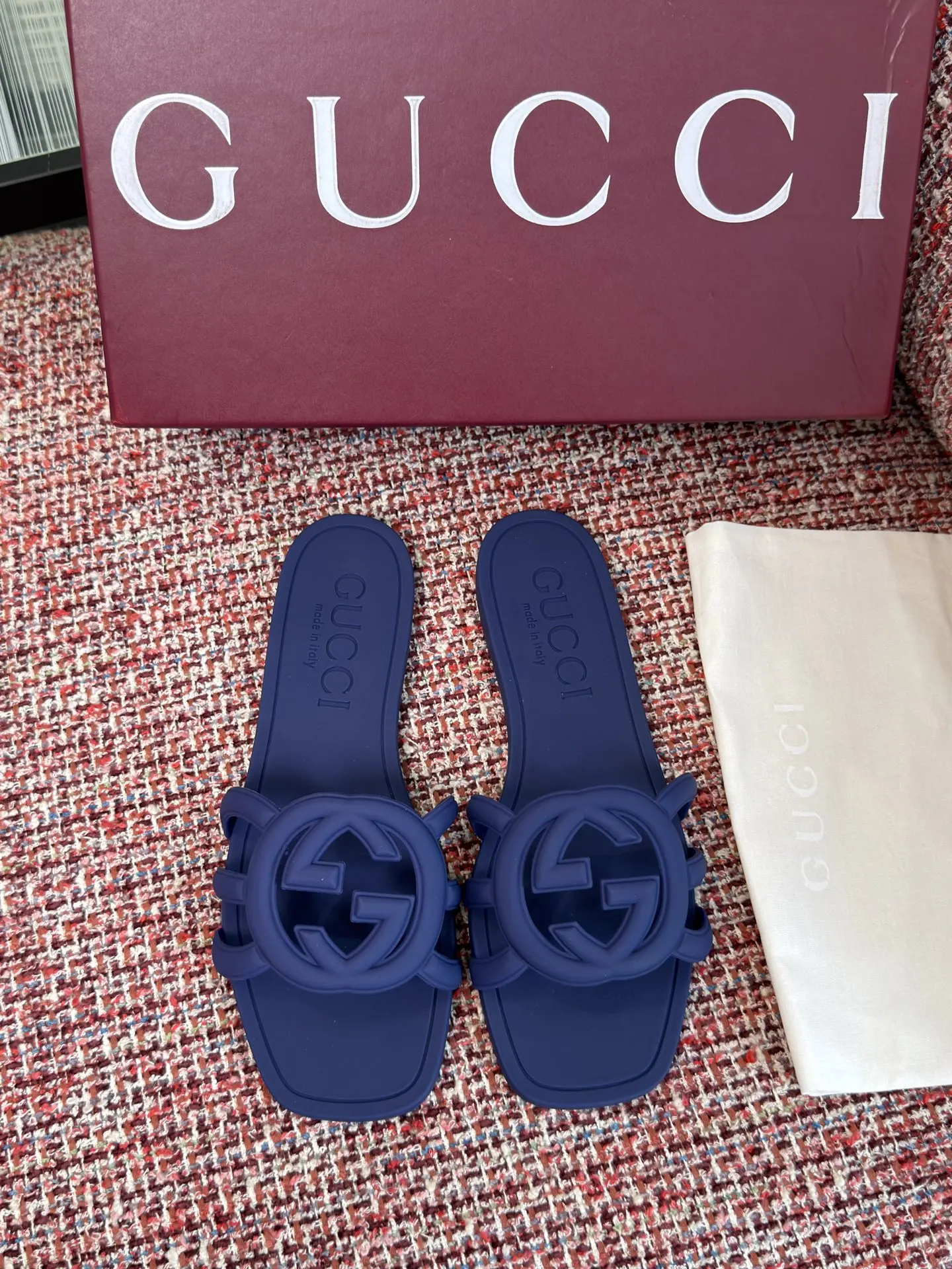 Gucci Interlocking G 蓝紫色凉拖 休闲款