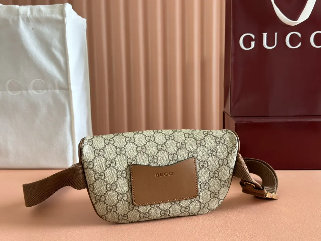 Gucci GG Emblem 黑色 帆布 腰包 休闲腰包款