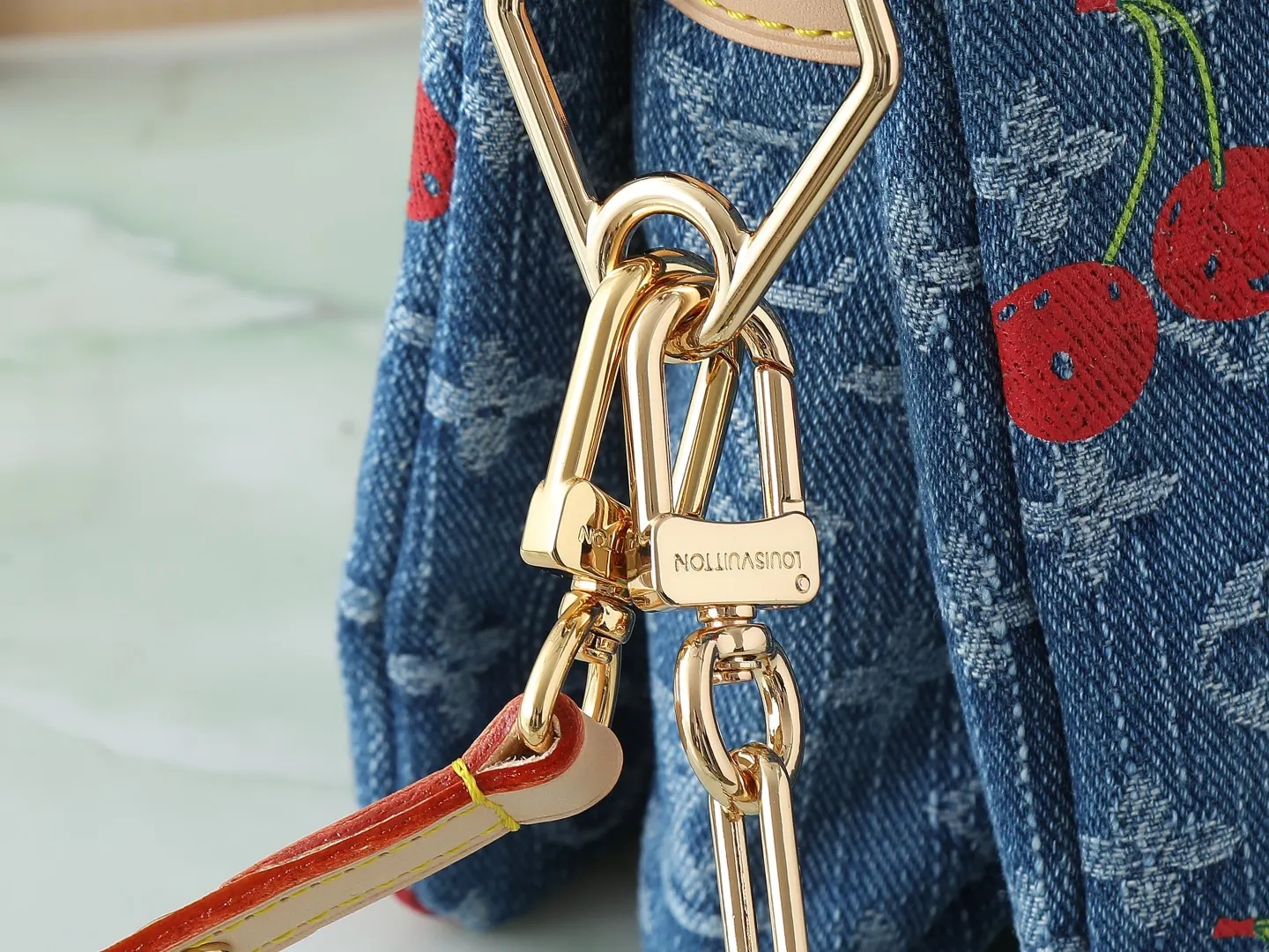 Louis Vuitton Chain Bag