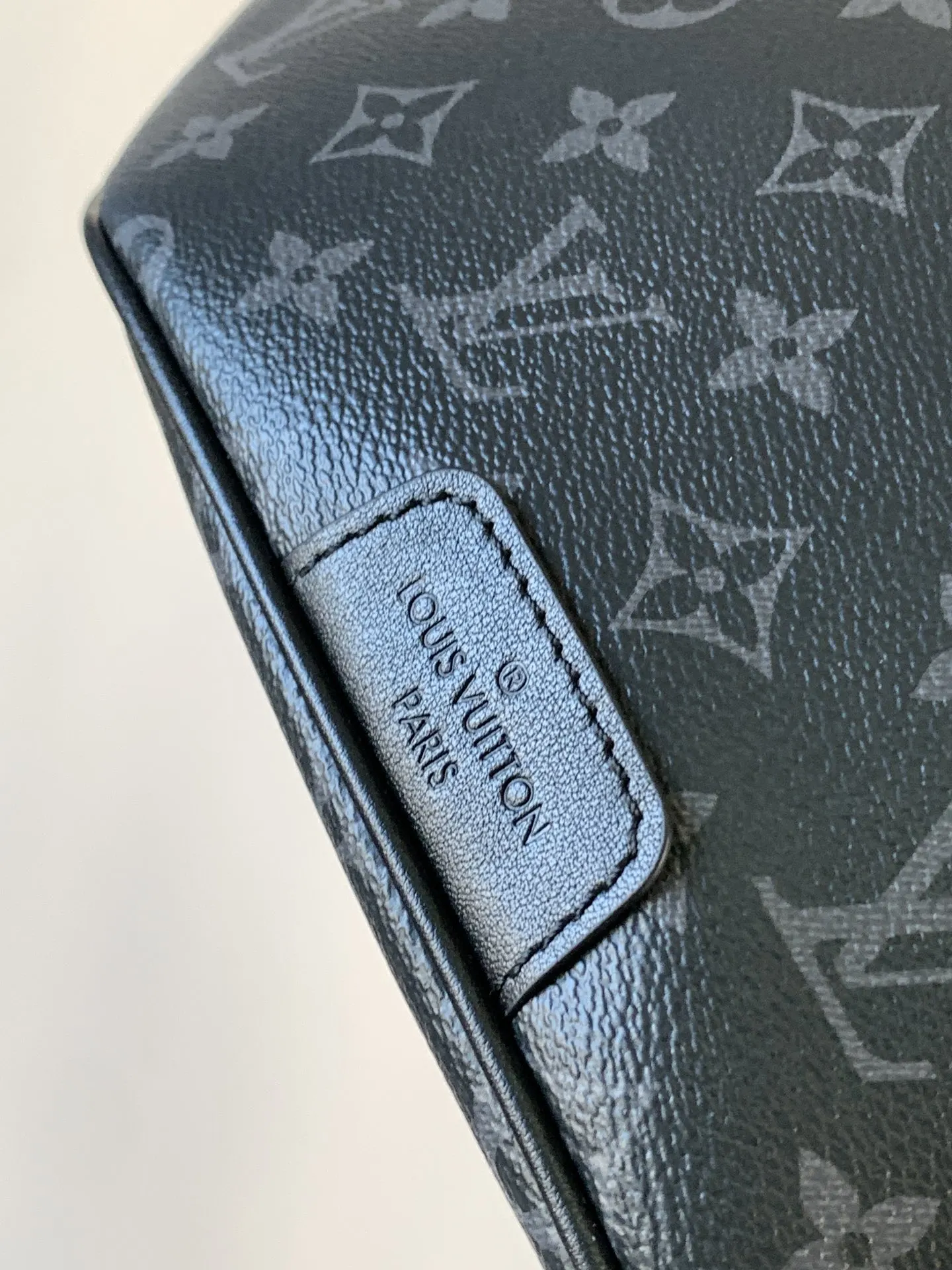 Crossbody Bag Lightweight Leather