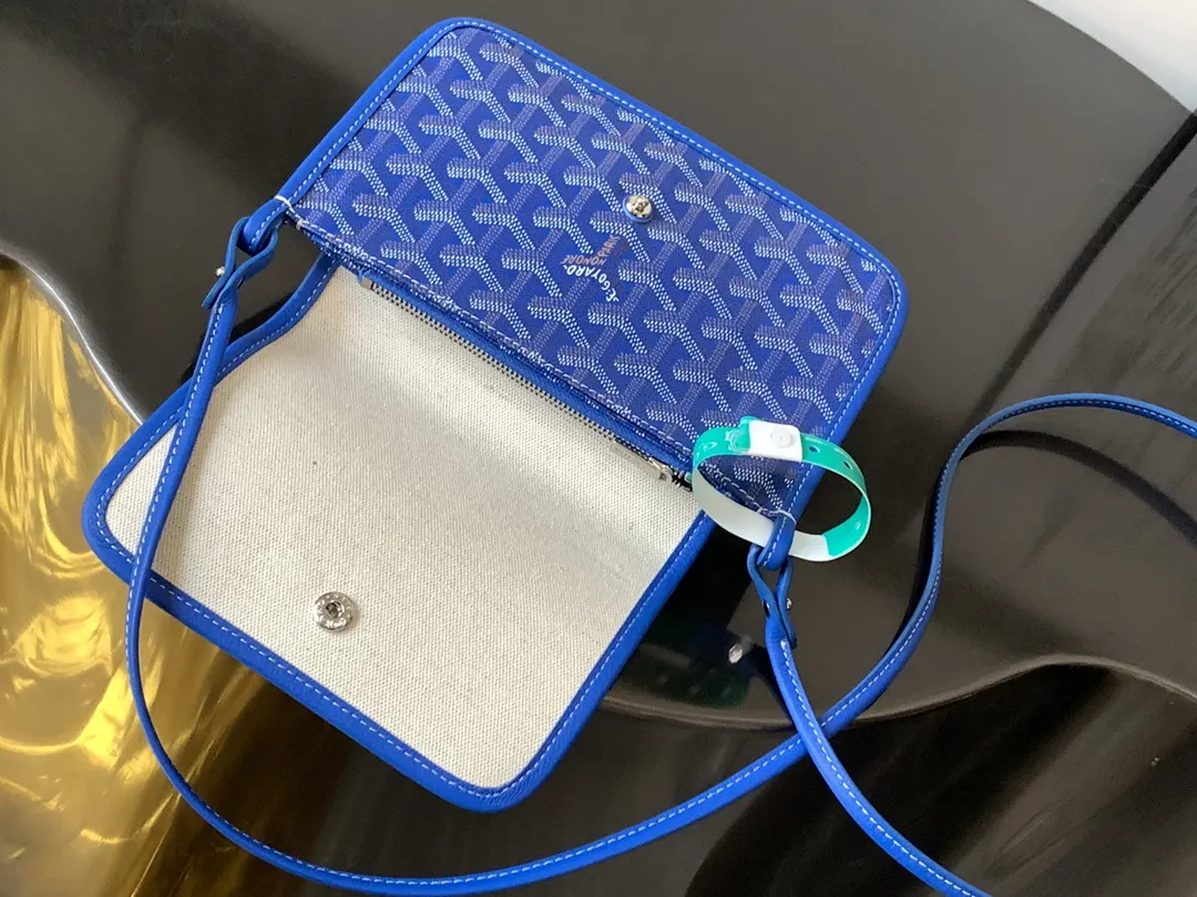 Goyard 浅藍 PLUMET 手拿包 精致手拿款