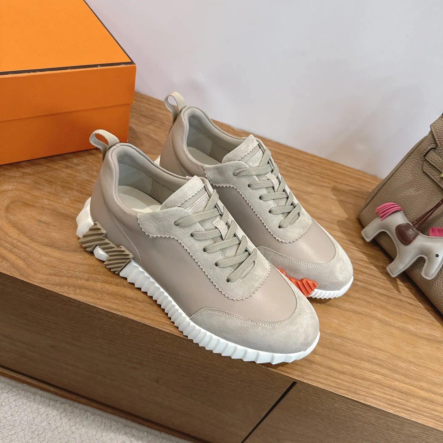 Hermès SS 运动鞋