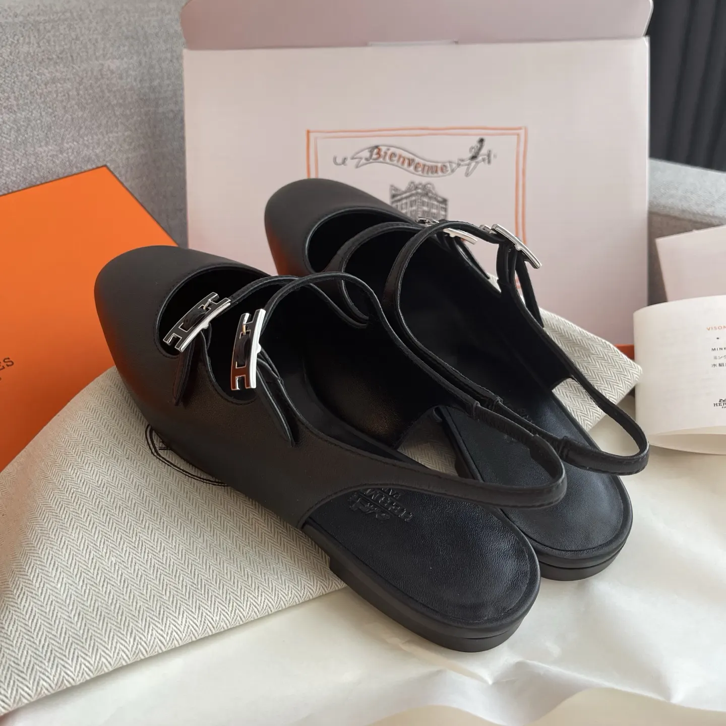 Hermès 羊皮 平底鞋(數字8) Hermès 羊皮 平底鞋(數字8)
