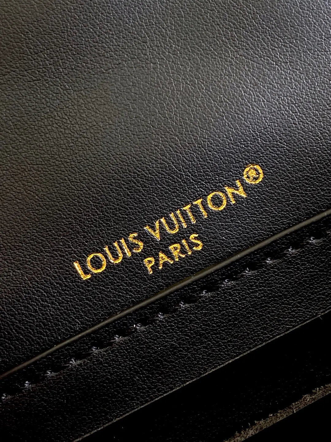 LV 黑色 棕色 牛皮 鏈條包 精致鏈條款