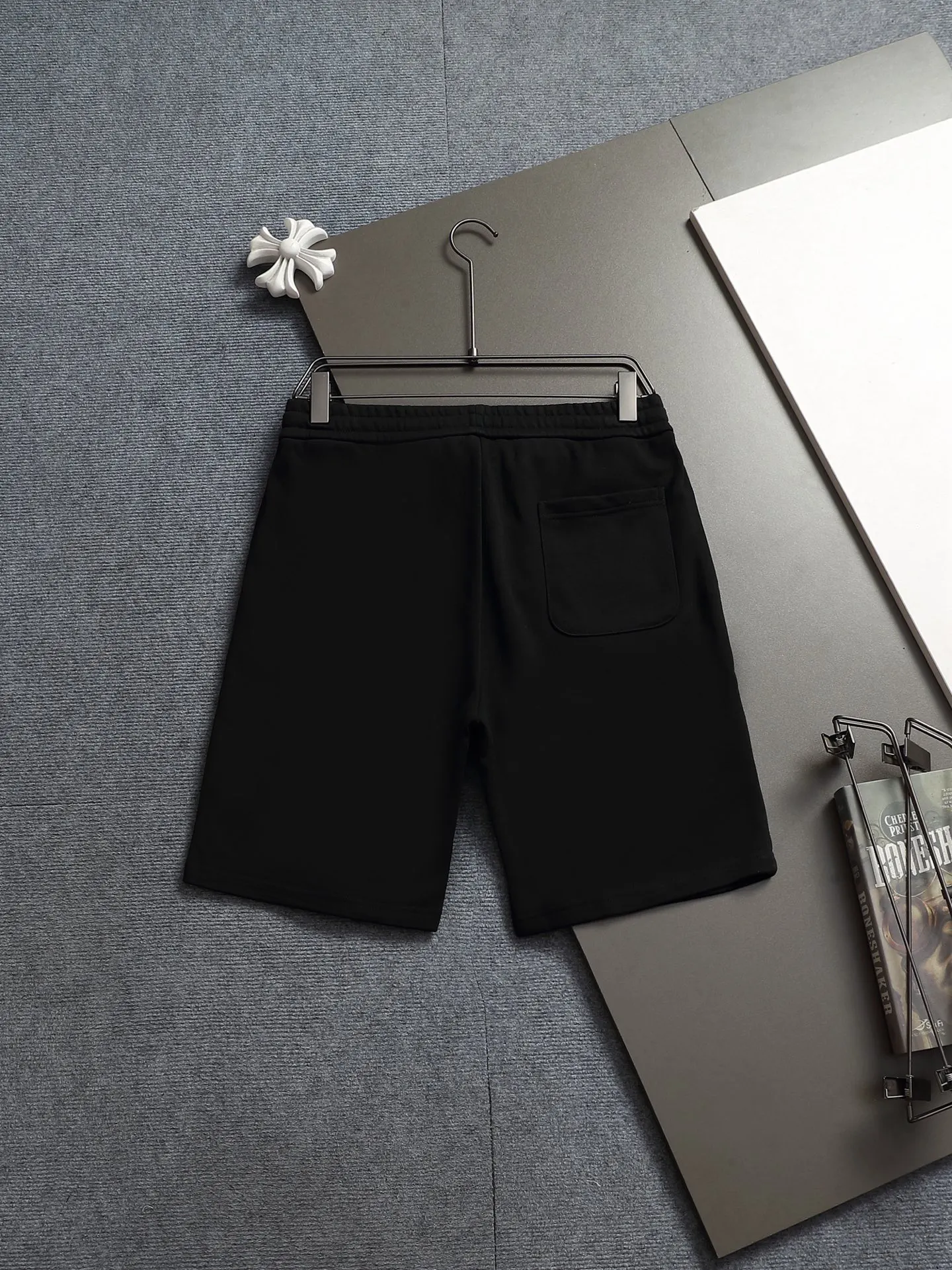 Balenciaga 黑色 皮革 T恤(數字12)