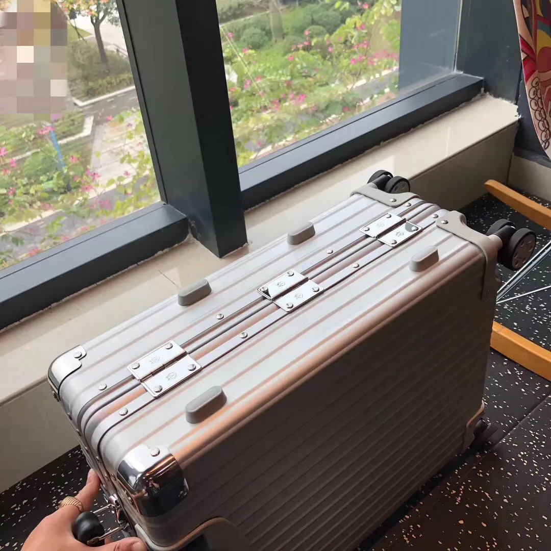 Black Silver Suitcase Travel Lightweight