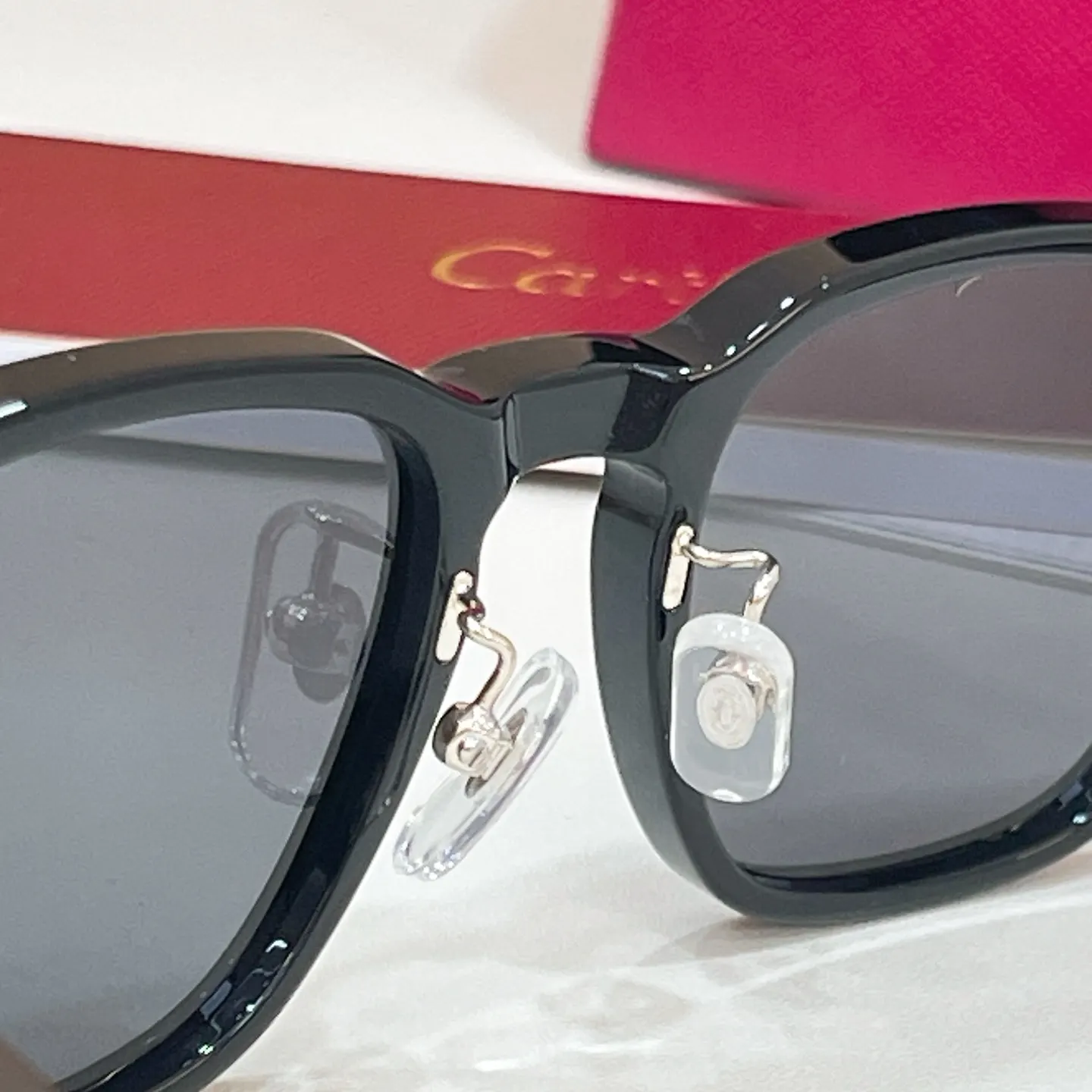Cartier 墨镜 时尚防晒款 款4
