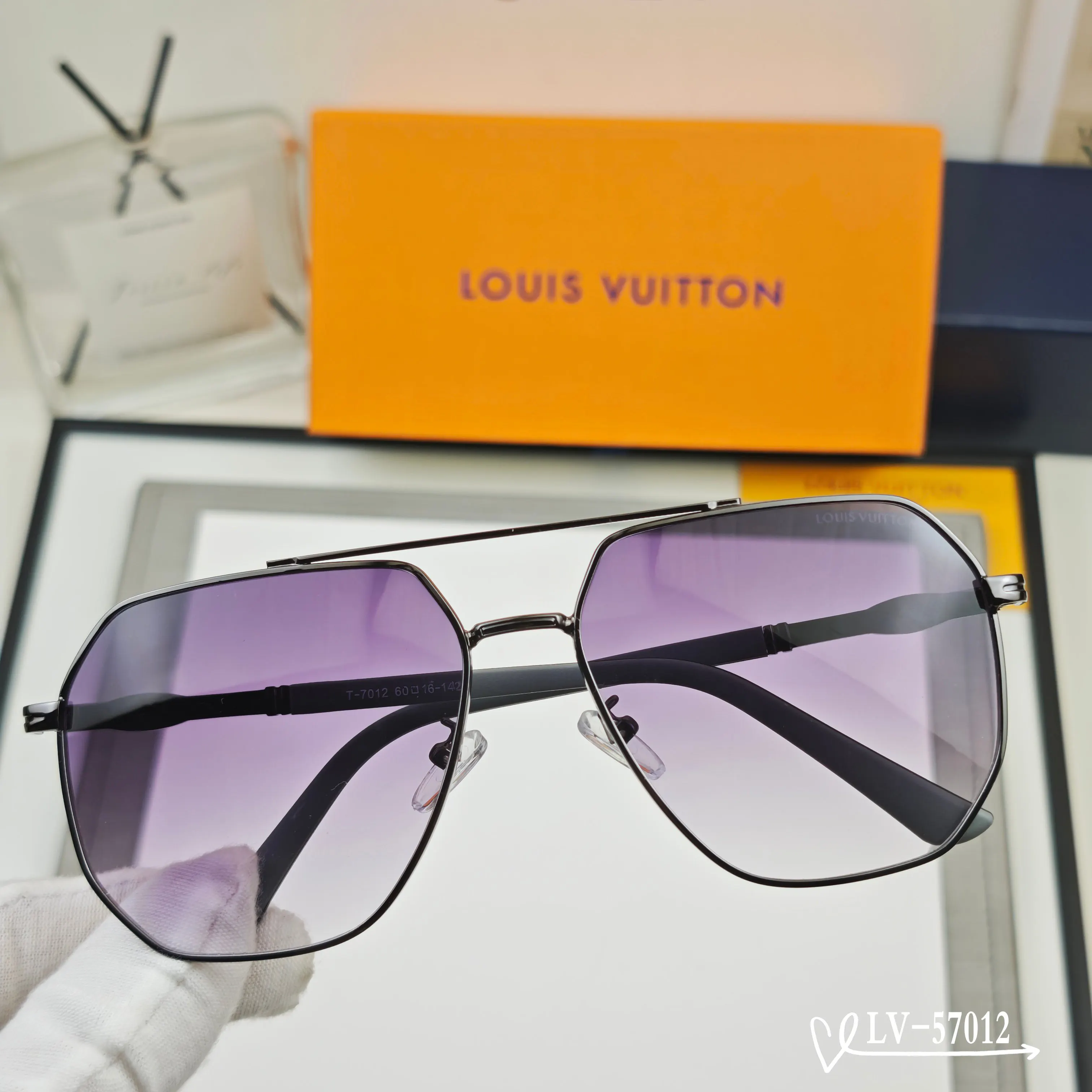 LV 墨镜 时尚防晒款 款9