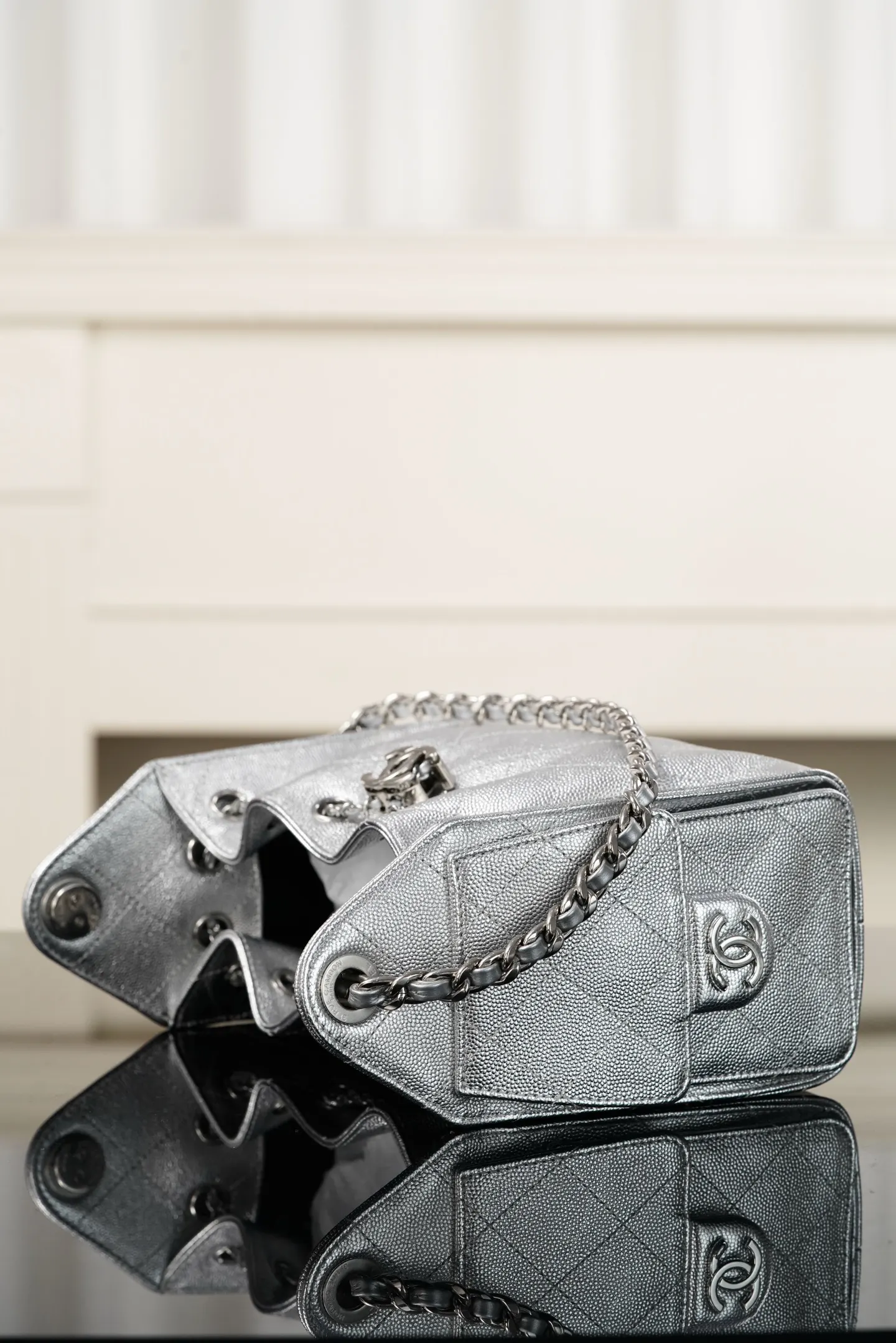 Silver Hobo Shoulder Bag Vintage