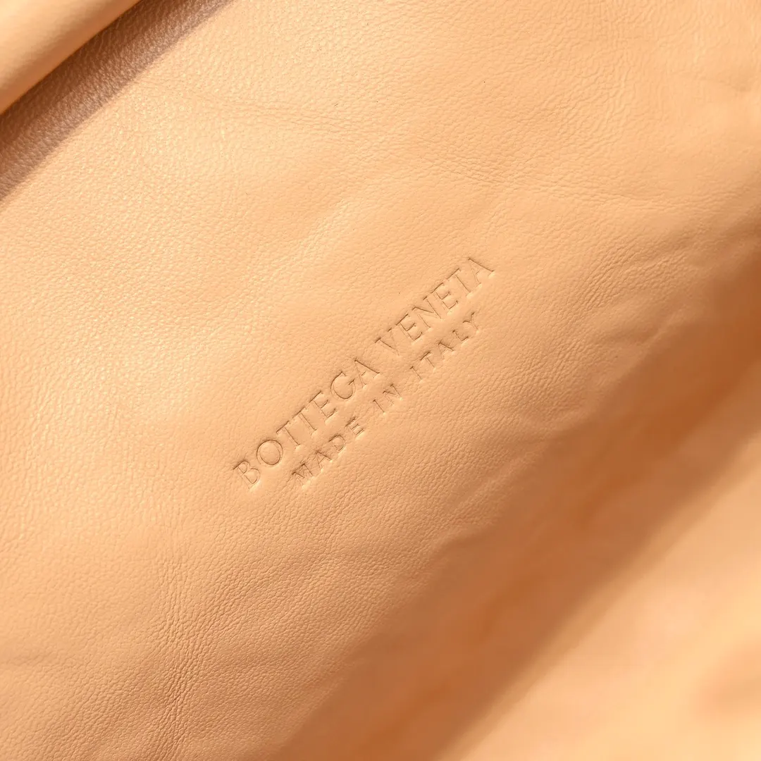 Bottega Veneta 羊皮 鏈條包 精致鏈條款