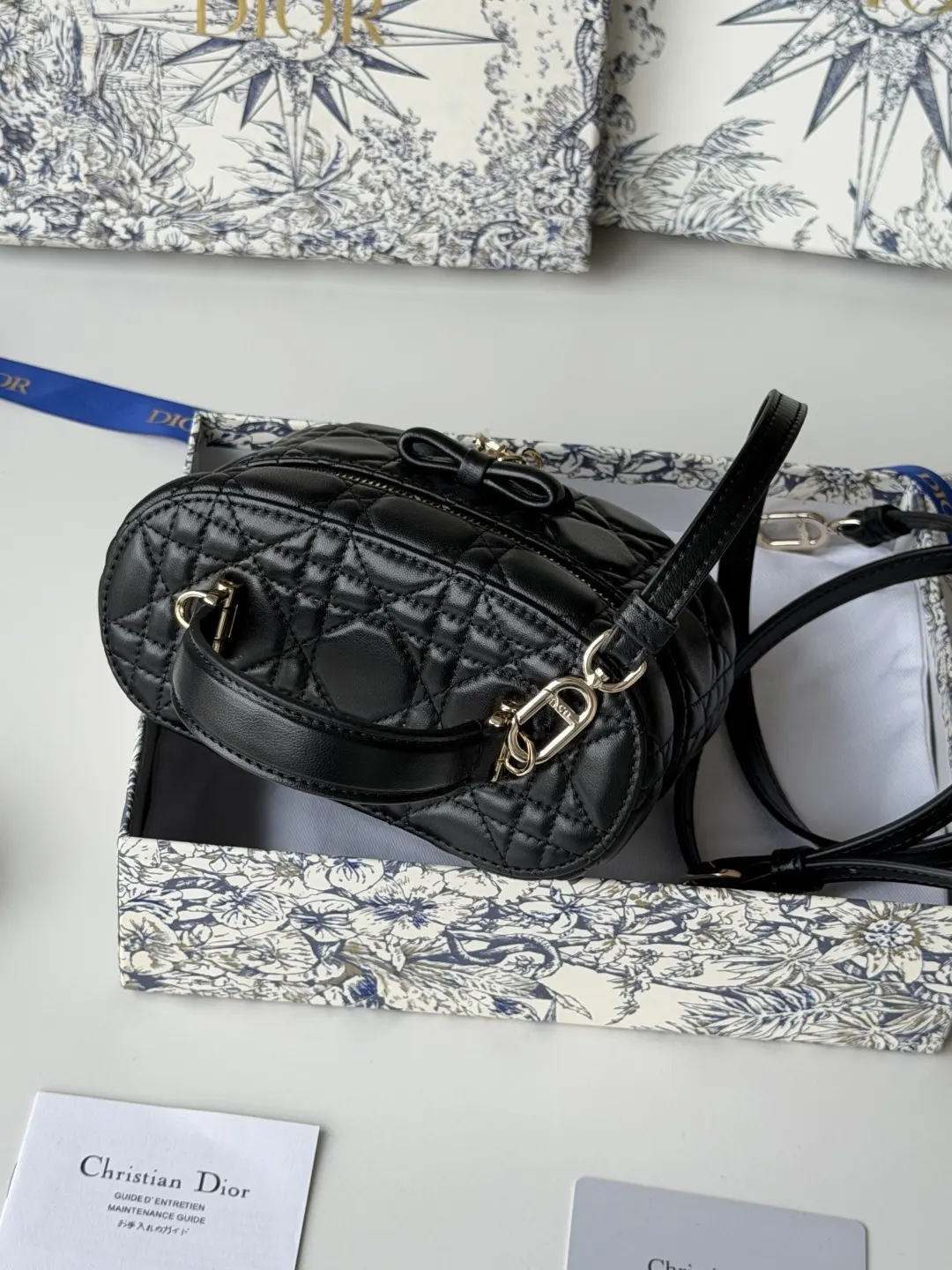 Dior 羊皮包包 手提斜挎 手提包(數字5) Dior 羊皮包包 手提斜挎 手提包(數字5)