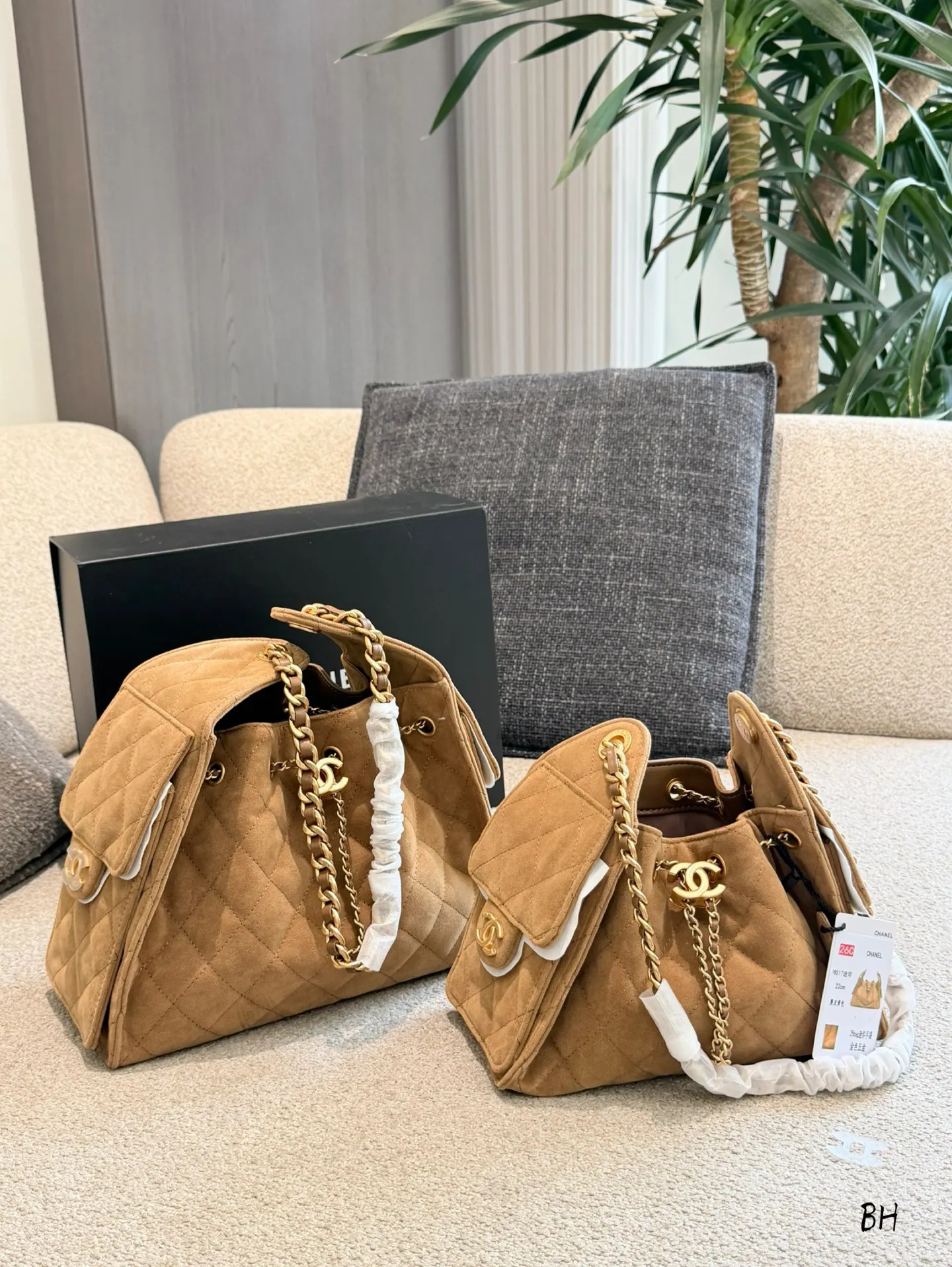 CHANEL 棕色 麂皮 鏈條包 精致鏈條款