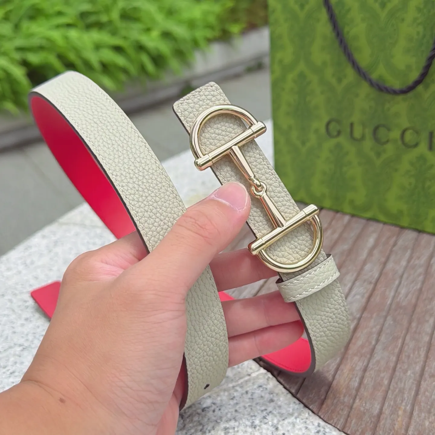 Gucci Double G 双G扣牛皮双面腰带