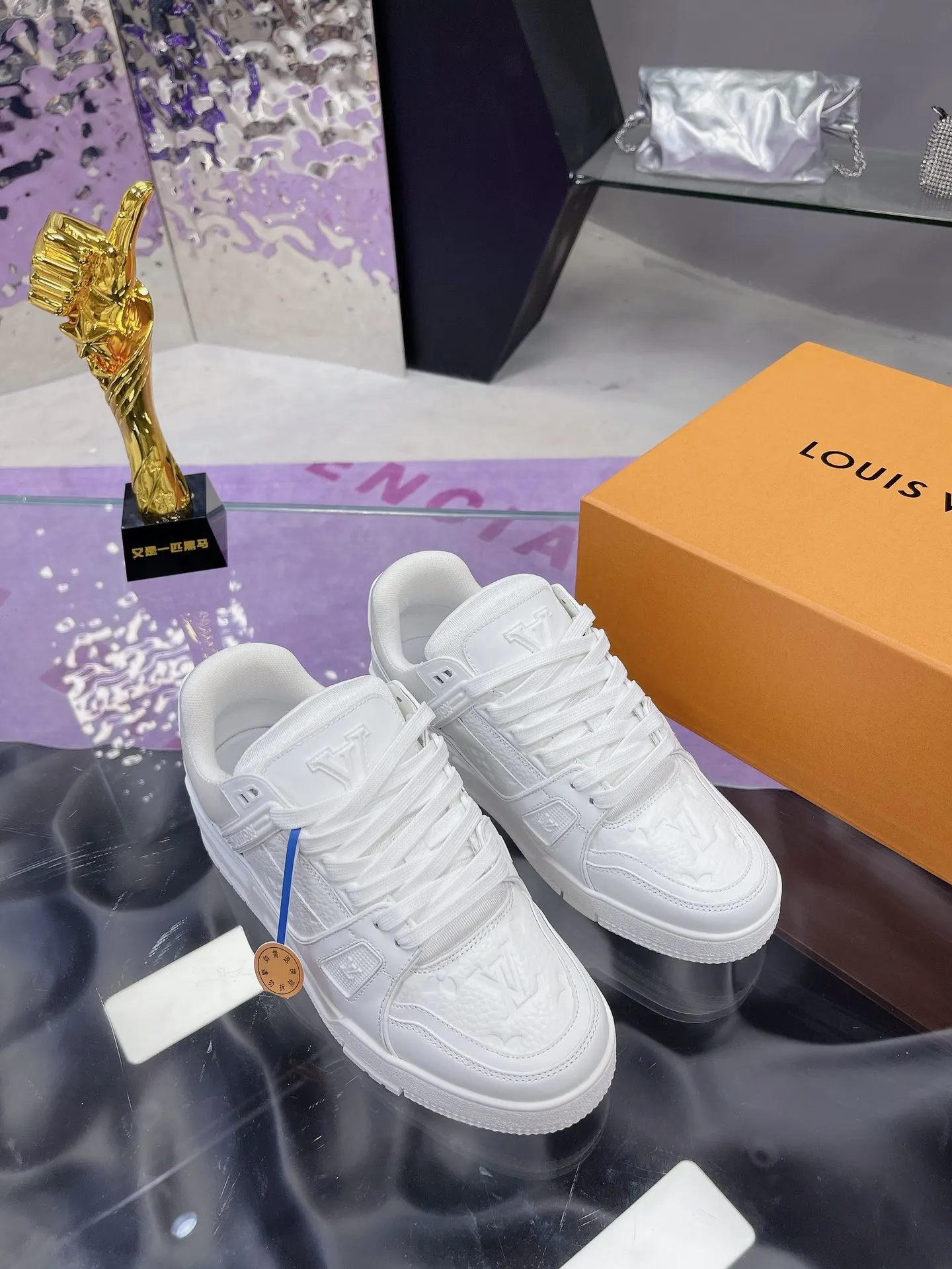 Louis Vuitton 运动鞋