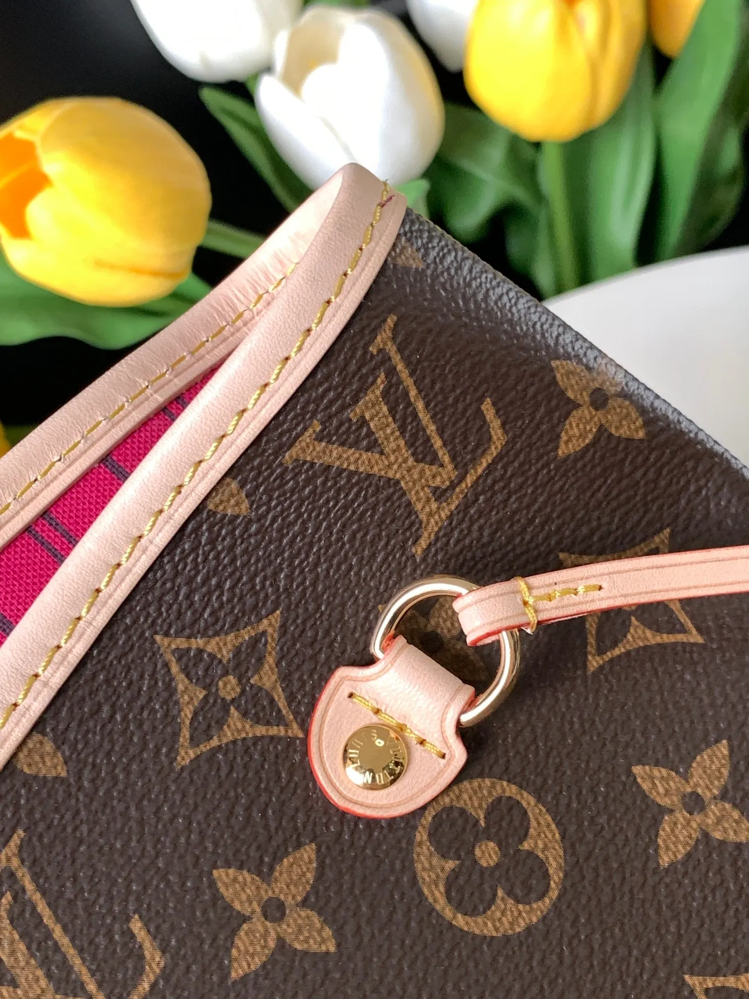 LV Neverfull 老花 金色 牛皮 手拿包 精致手拿款