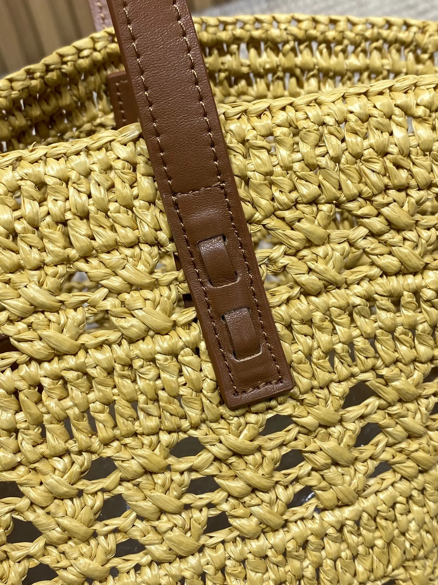 YSL 牛皮 容量大 通勤 海边 日常都能用 托特包 大容量托特款