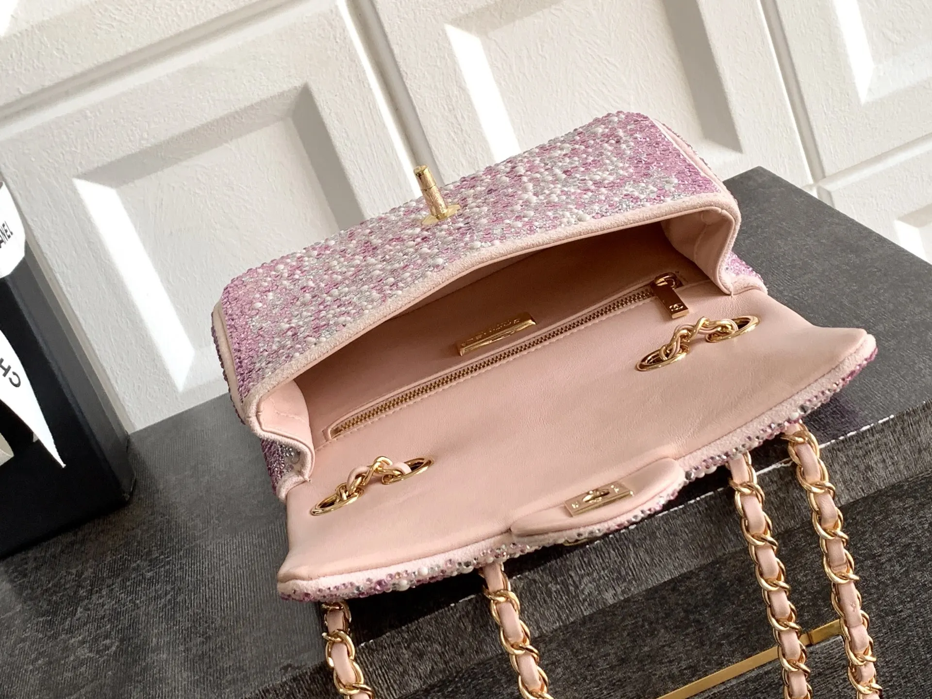 Pink Silver Chain Bag Image 9 Pink Silver Chain Bag Image 9