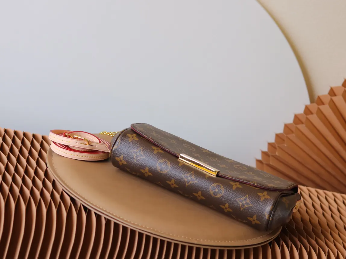Monogram Chain Bag Canvas