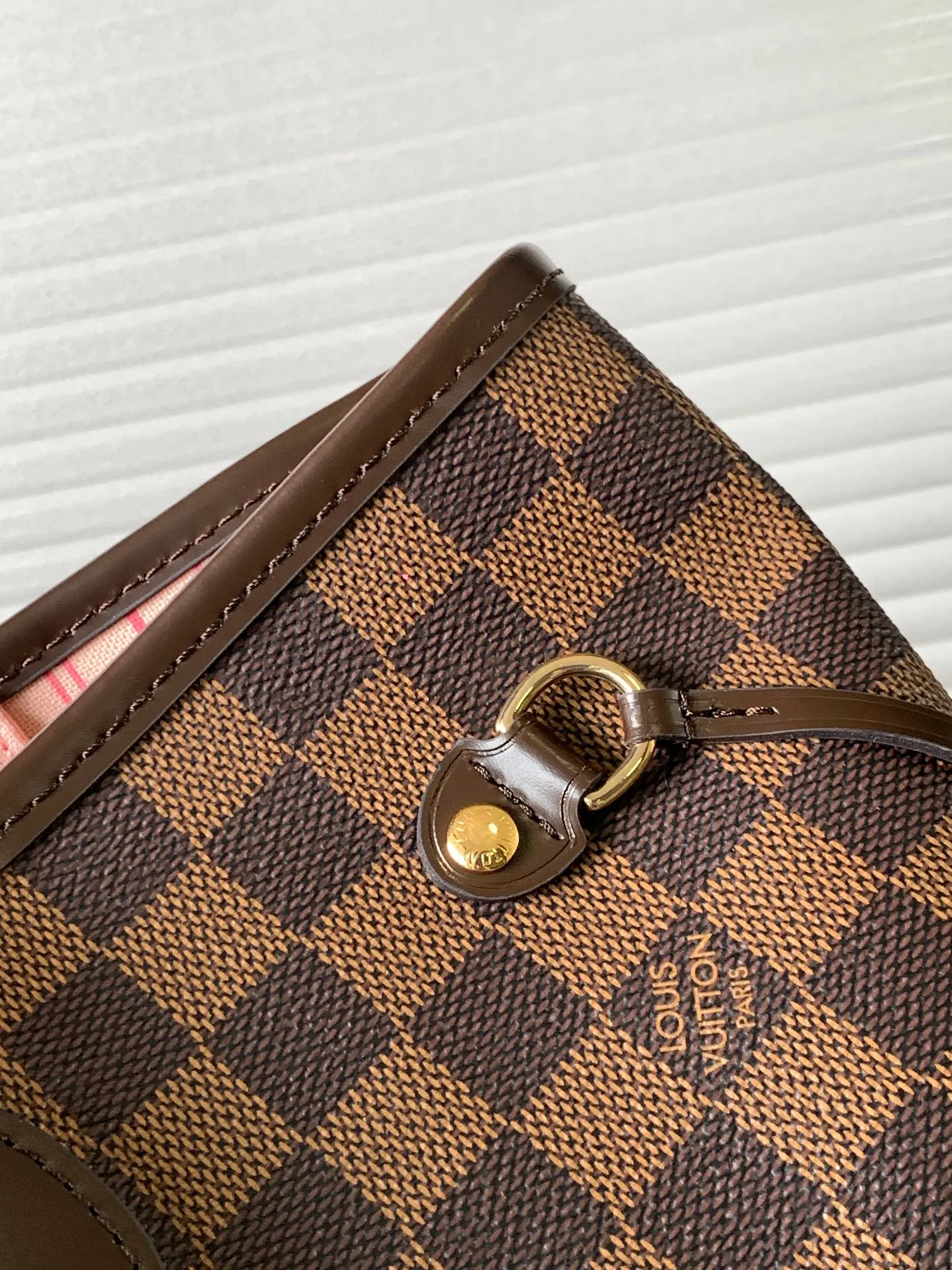 LV Neverfull 老花 金色 牛皮 手拿包 精致手拿款