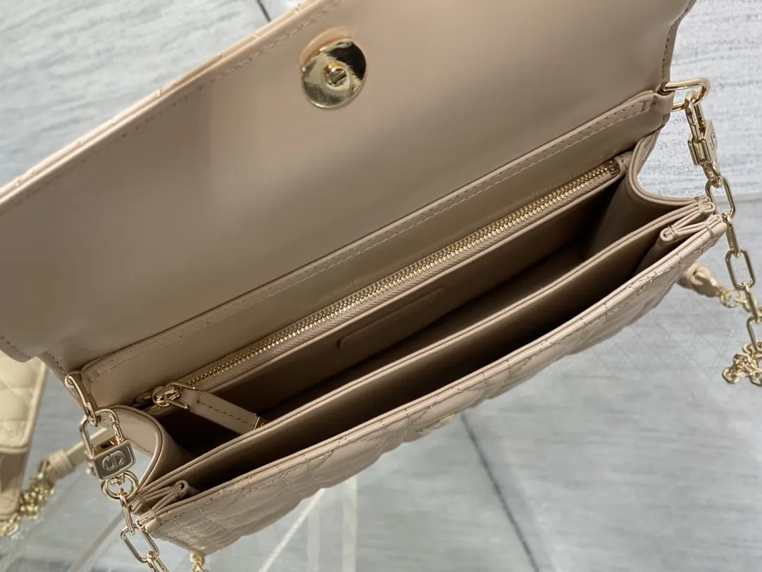 Dior Cannage Chain Handle Bag Image 8 Dior Cannage Chain Handle Bag Image 8