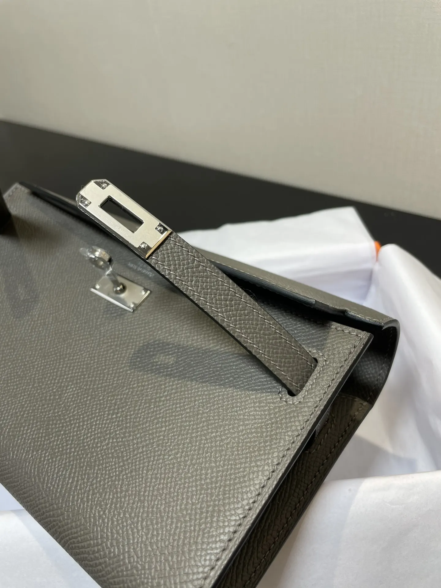 Hermès Kelly 锡器灰 Epsom掌纹牛皮 斜挎包