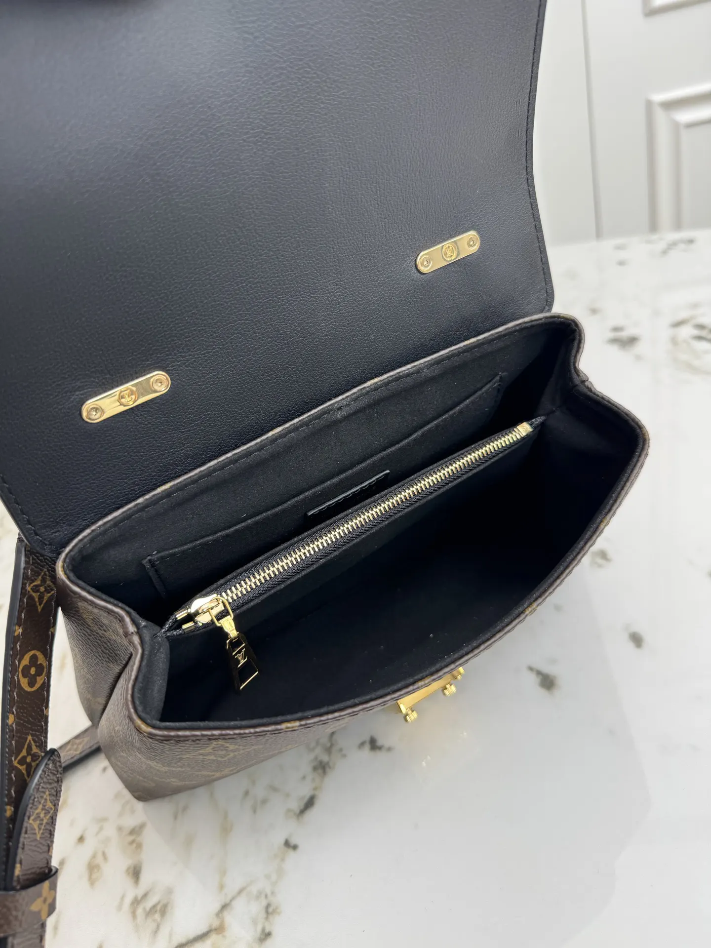 Louis Vuitton M28288 黑色 老花 手提包 实拍款02