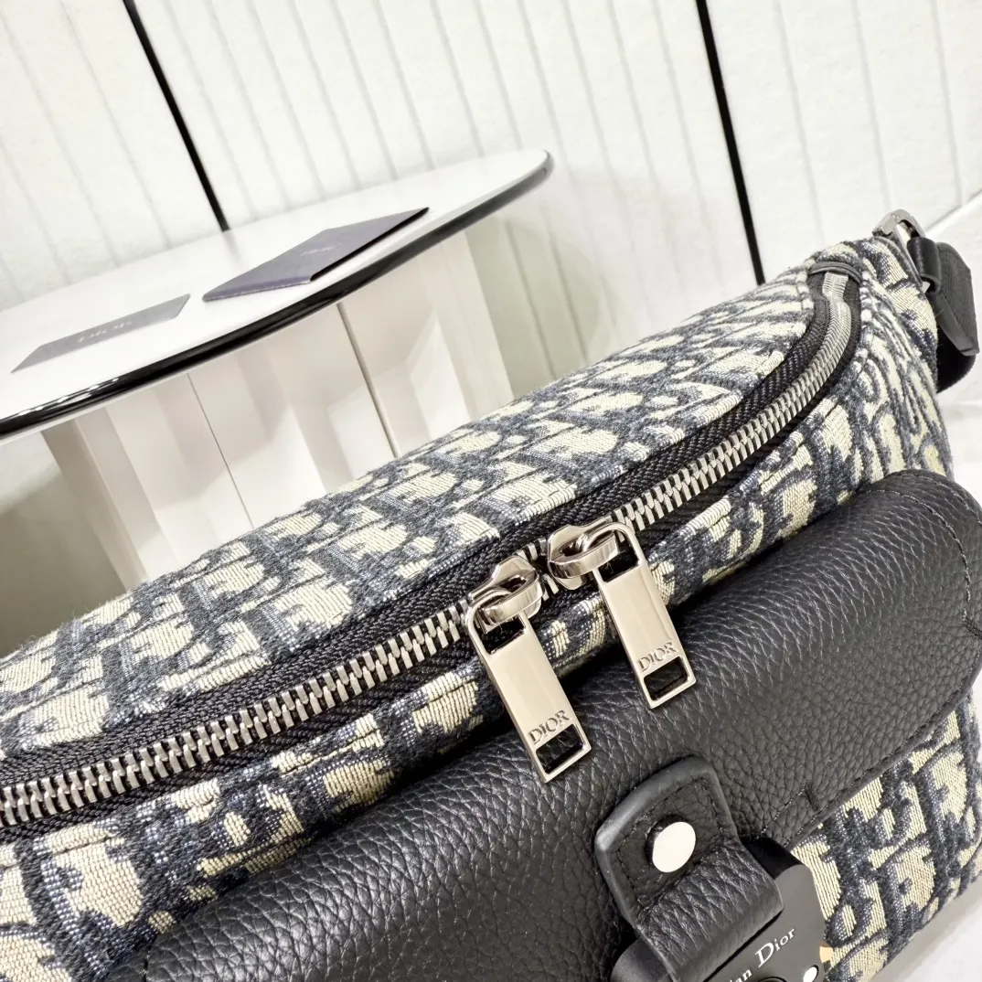 Black Beige Organizer Pouch Travel Leather