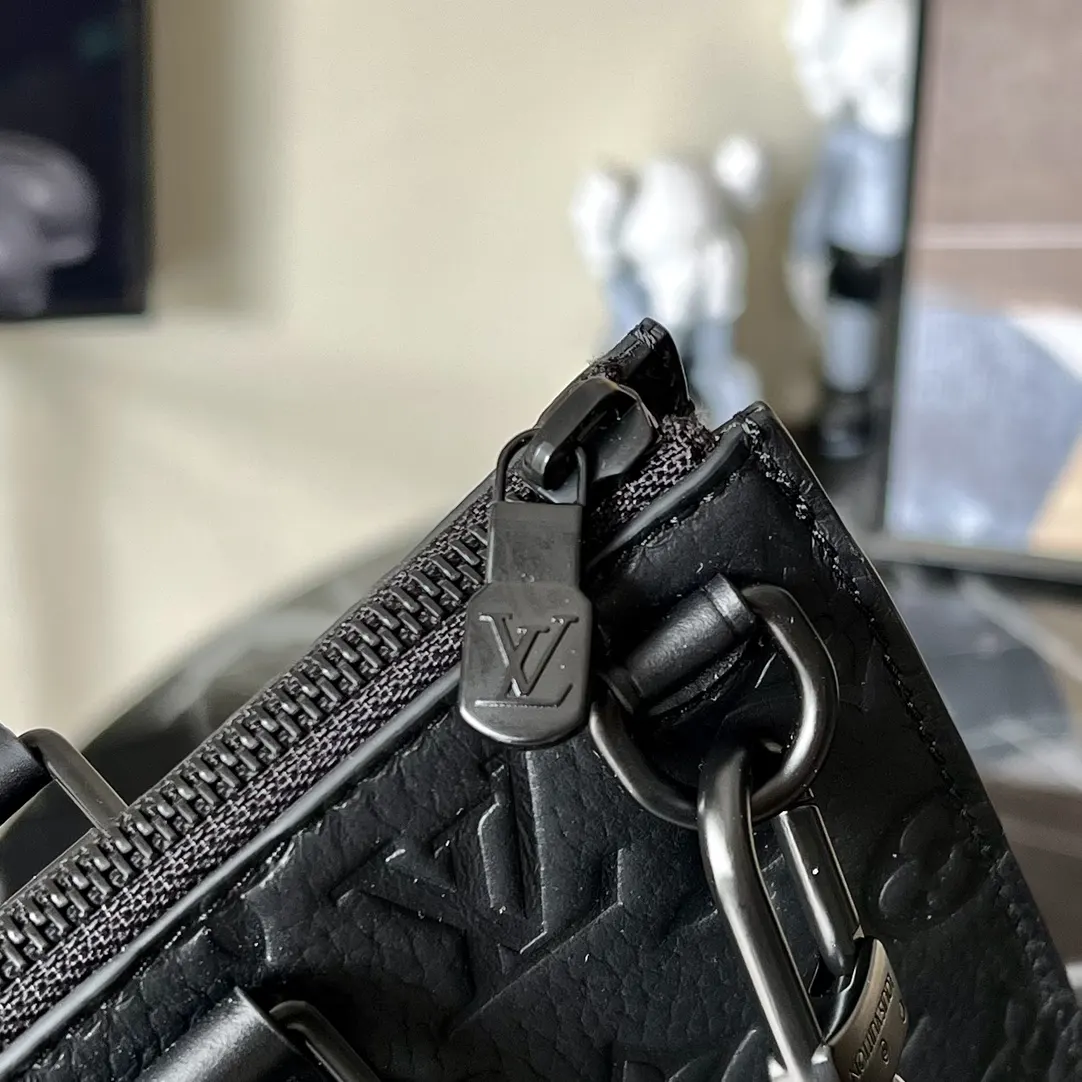 LV 帆布 全皮压花 公文包系列 手袋向典藏 商務通勤款