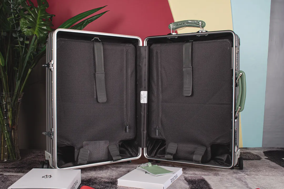 Suitcase Travel Lightweight Image 9 Suitcase Travel Lightweight Image 9