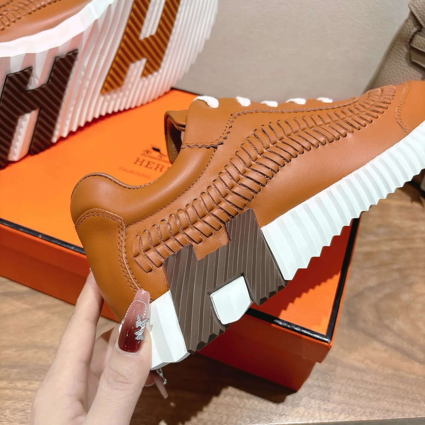 Hermès SS 运动鞋