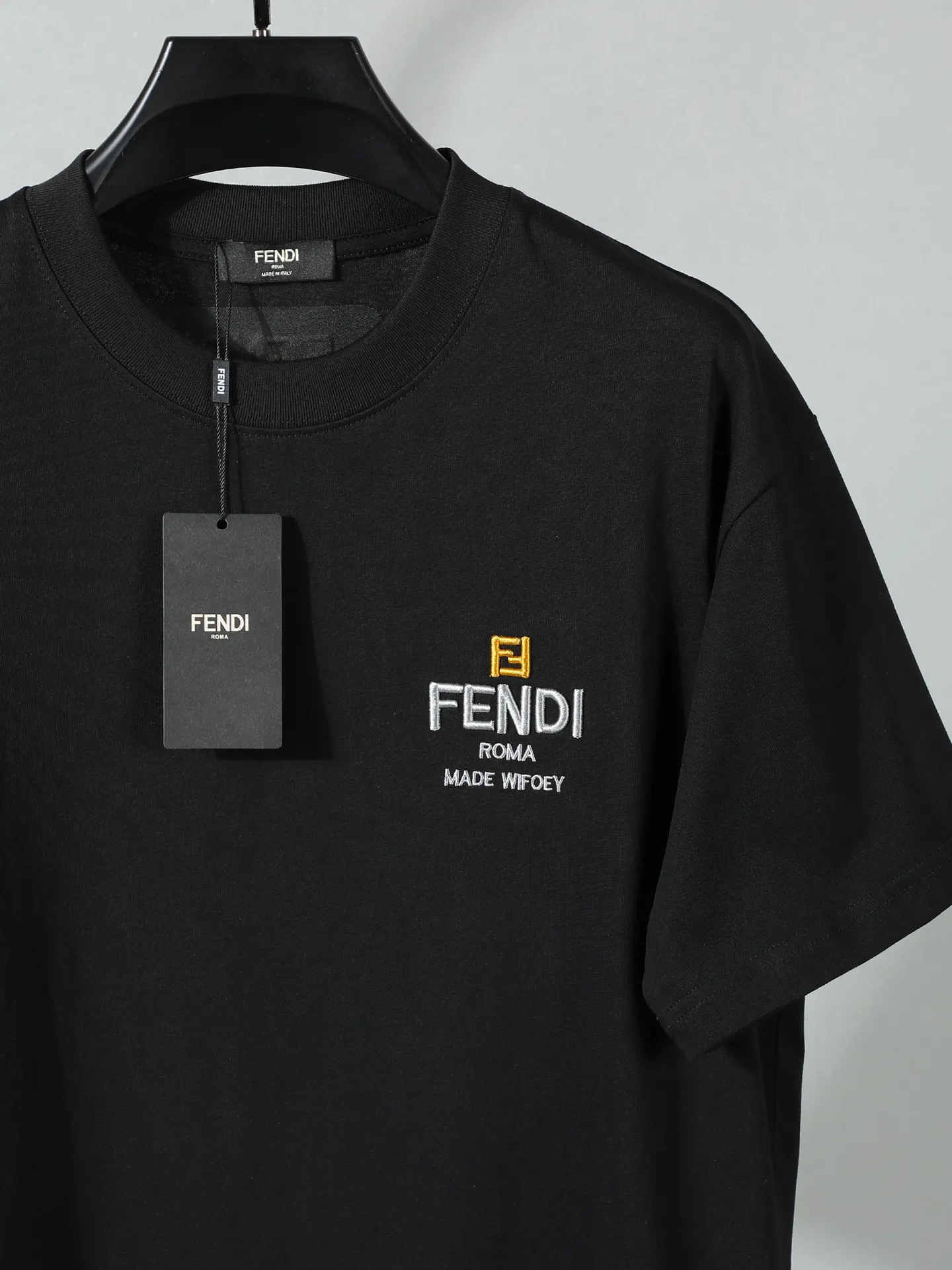 Fendi 2026春夏 Logo 刺绣 短袖T恤 日常百搭款 款4