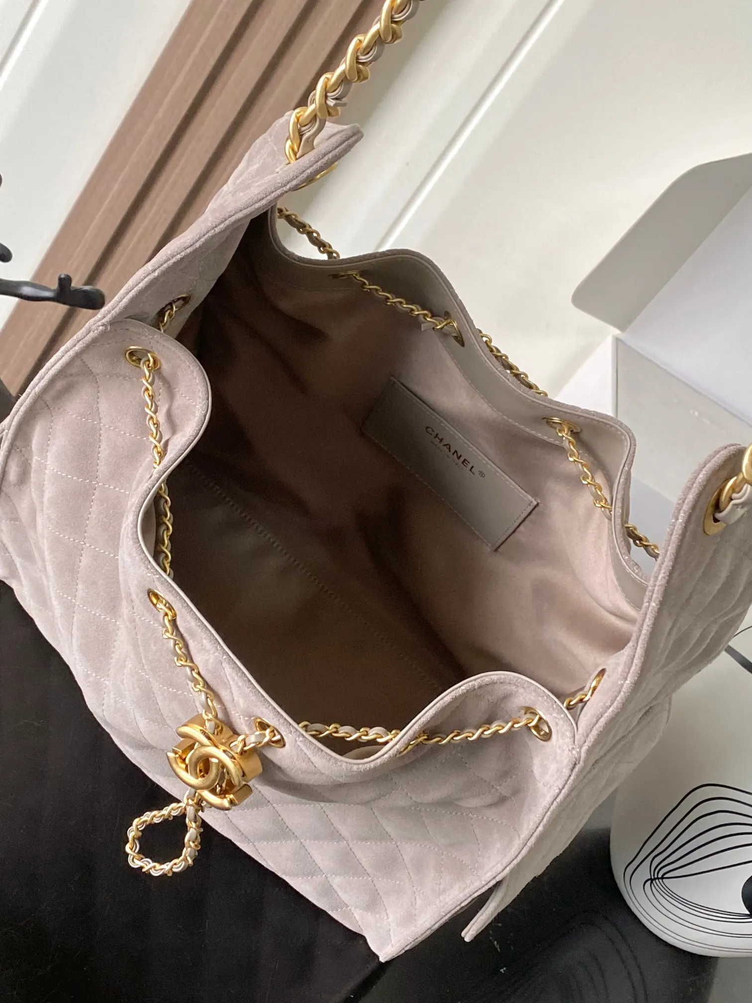 CHANEL 米灰色牛皮Hobo腋下包 单肩款