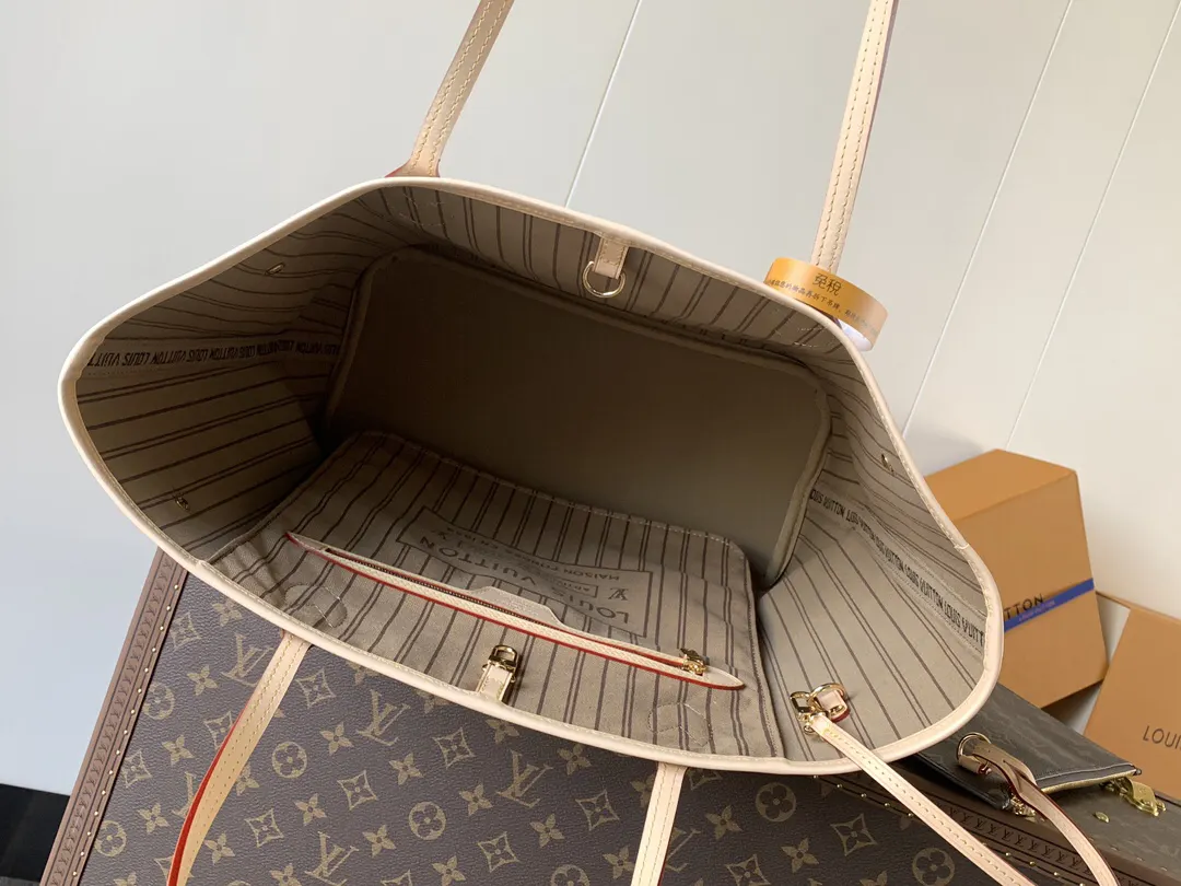 LV Neverfull 金色 牛皮 手拿包 精致手拿款