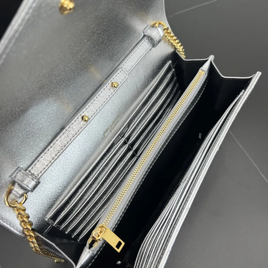 小牛皮 MO经典正面翻盖皮夹 附可拆卸金属链条 链条包 精致链条款