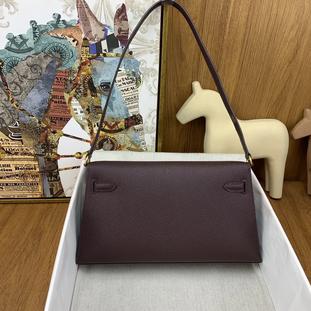 Hermès Kelly Top Handle Bag Classic