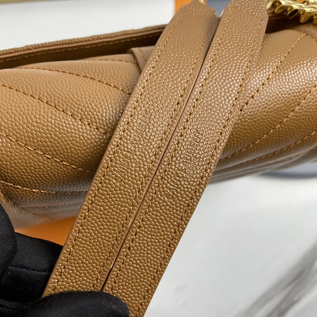 Chain Bag Leather