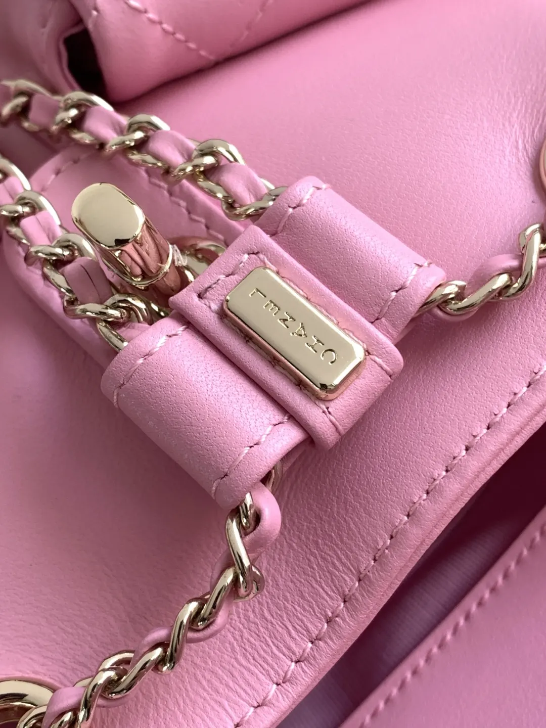 CHANEL 双肩包 实用双肩款