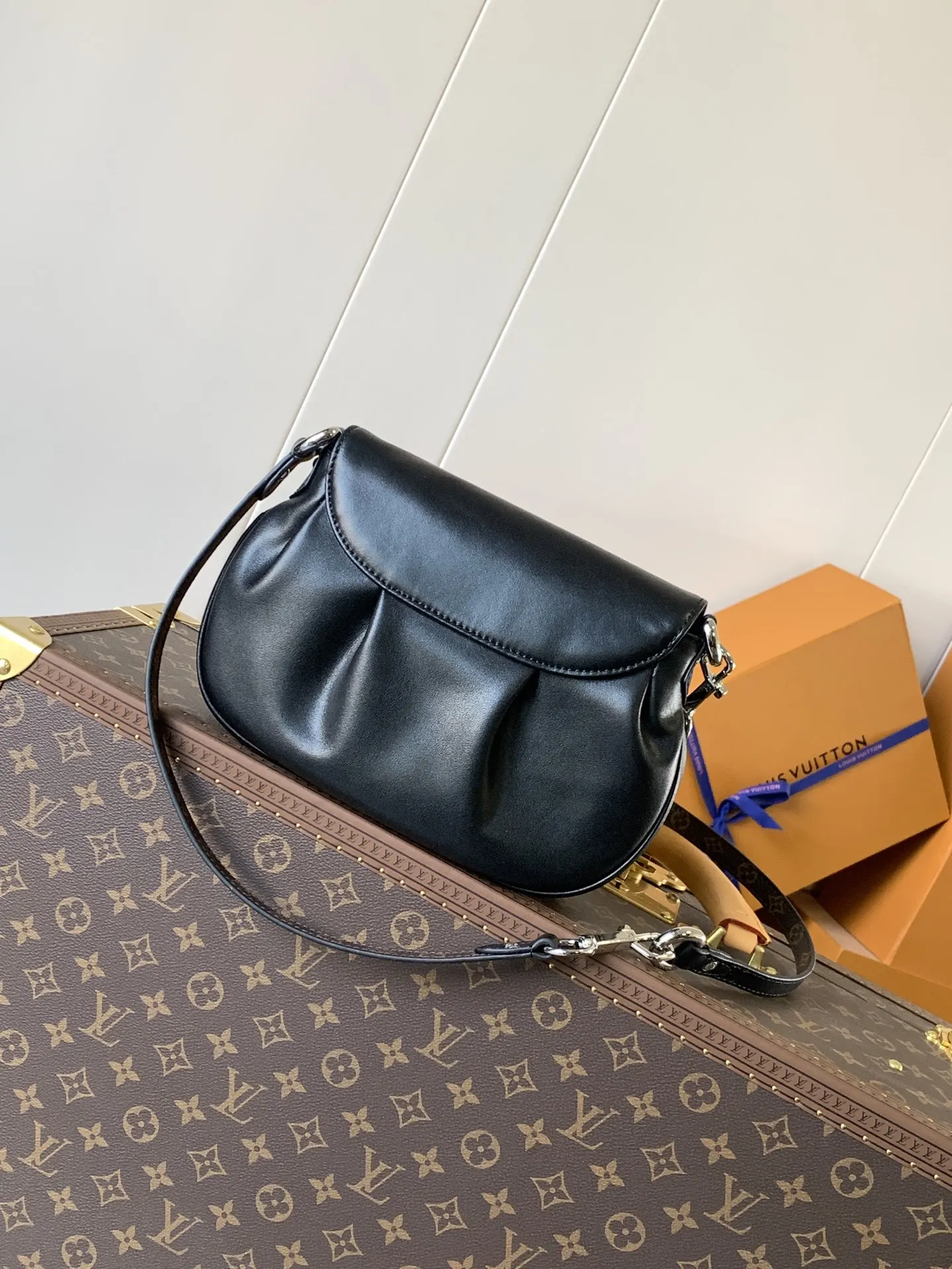LV 牛皮 动态变码 以崭新系列展现品牌 收纳包 旅行收纳款