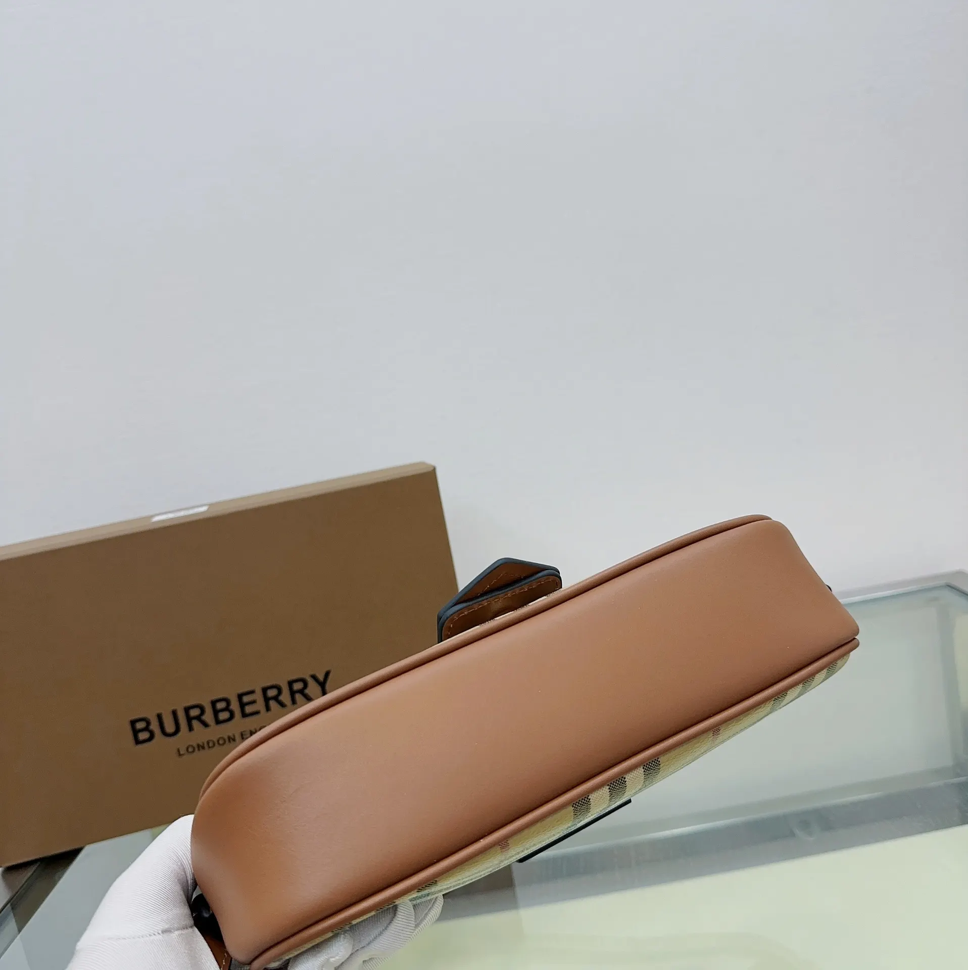Burberry 腋下包 復古腋下背款