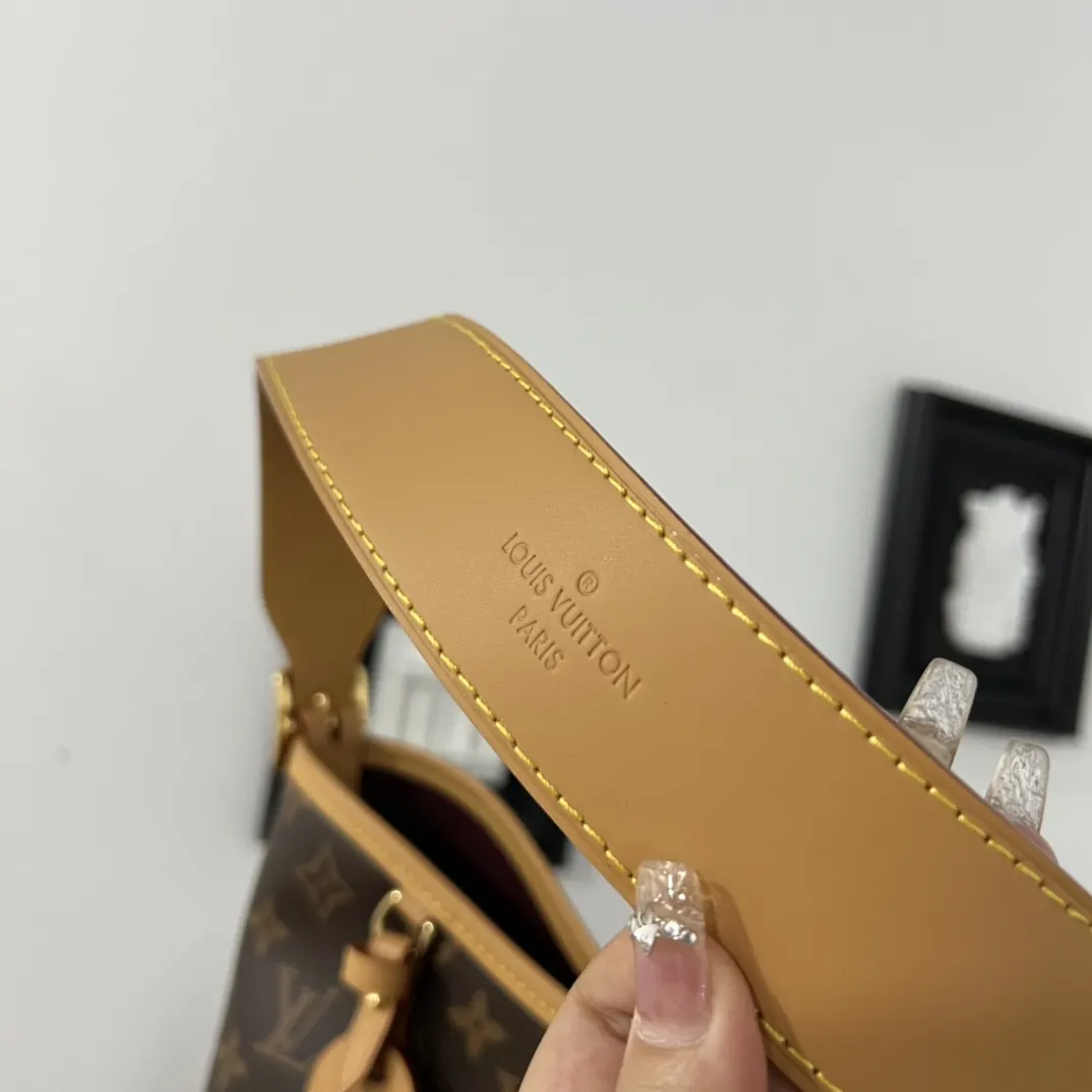 CarryAll 斜挎包 轻便斜挎款