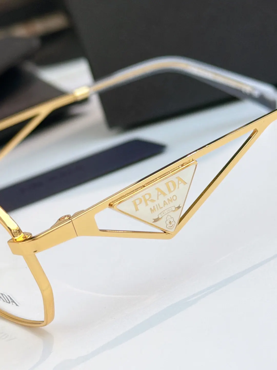 Prada 光學眼鏡